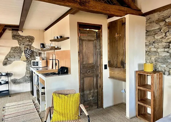 Apartament Bright Near Tapigliano - 80 M² With Terrace